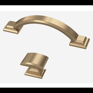 Brainerd Hardware - Architectural Pulls & Knobs - Bronze Champagne